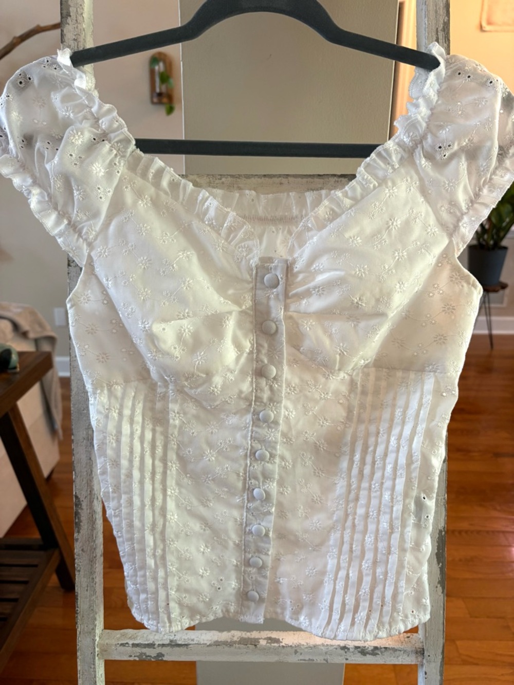 Women’s White Eyelet Button-Front Blouse